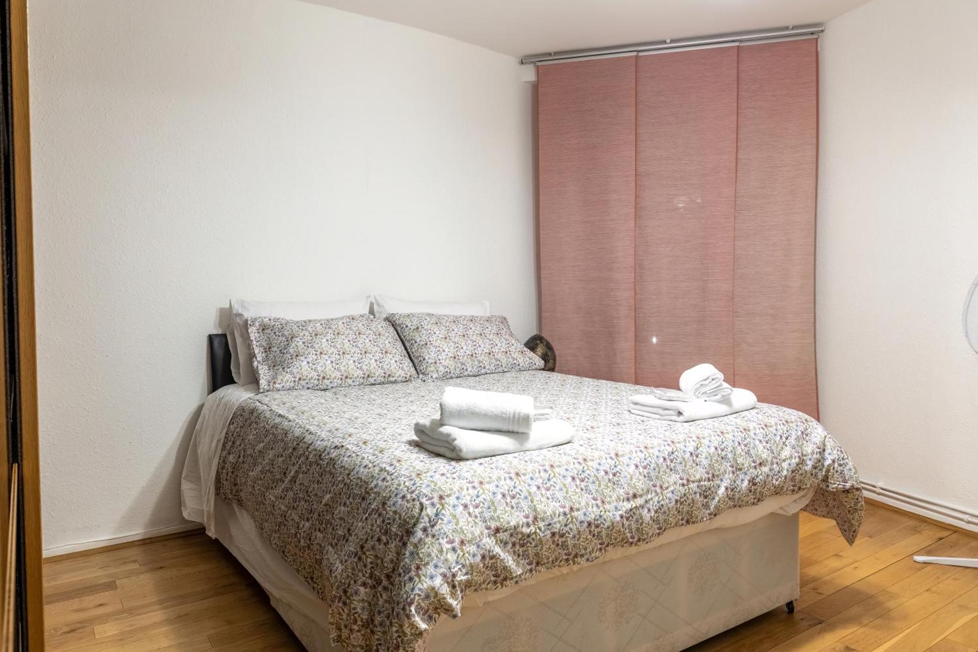 Quiet Location In London, Close To Paddington, Regent Park, Lord's Cricket, Late Check-in