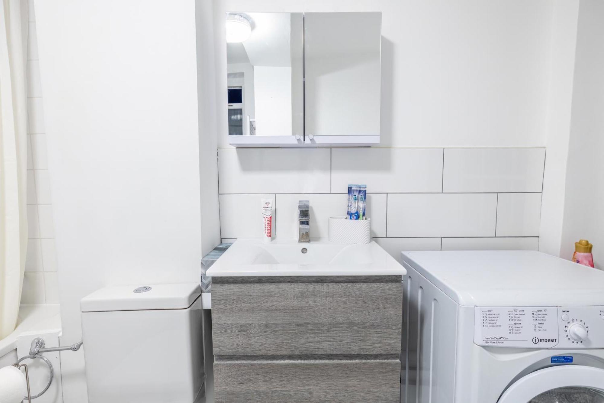 Appartamento Quiet Location In London, Close To Paddington, Regent Park, Lord's Cricket, Late Check-in